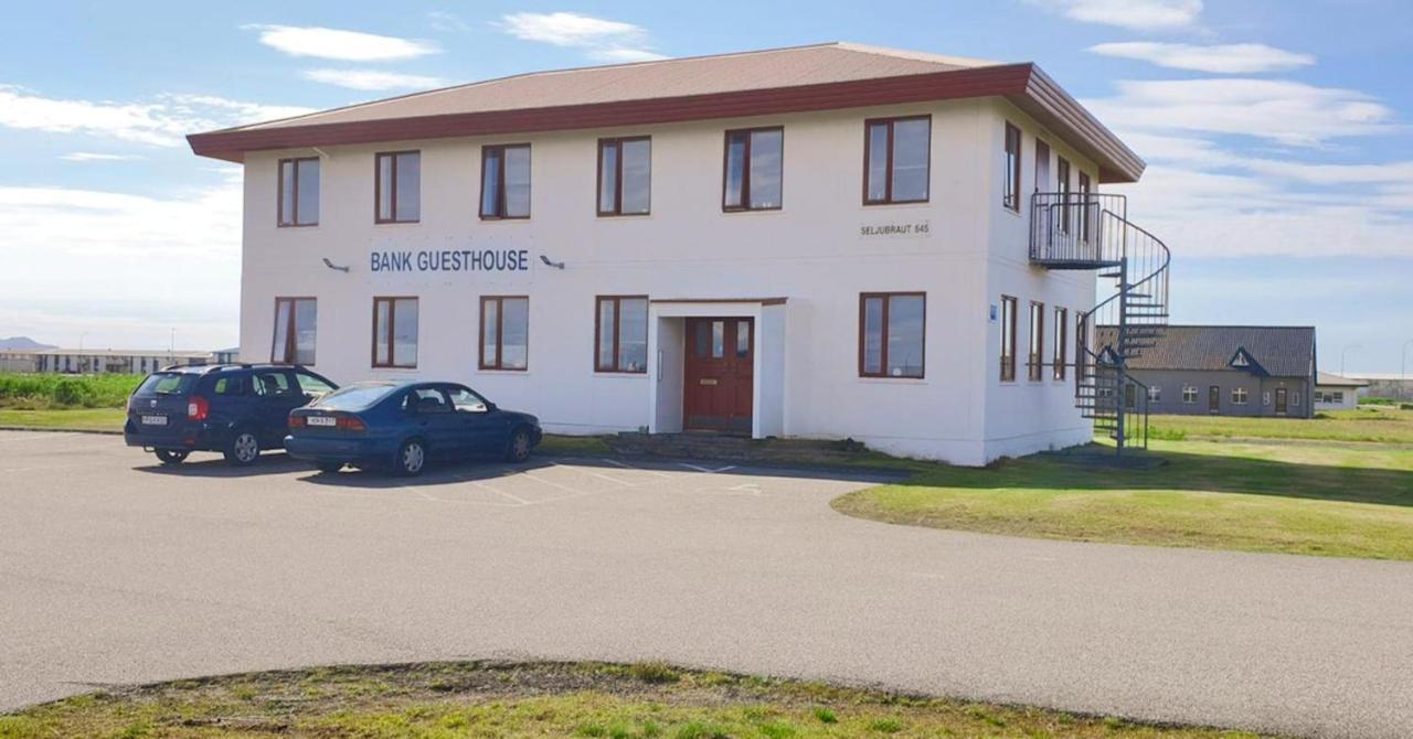 Bank Guesthouse By Kef Airport Keflavik Exterior photo
