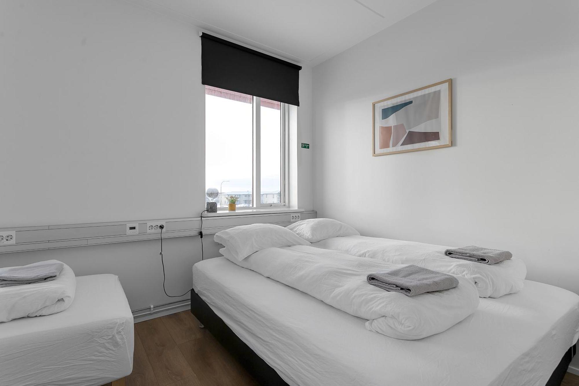 Bank Guesthouse By Kef Airport Keflavik Exterior photo
